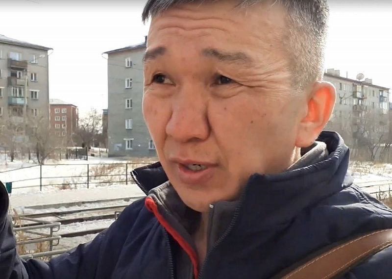 Бурятский правозащитник уехал из России из-за "политически мотивированного" дела