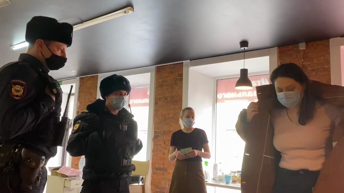 В Петербурге задержали главу штаба Навального, а в Воронеже - похитили