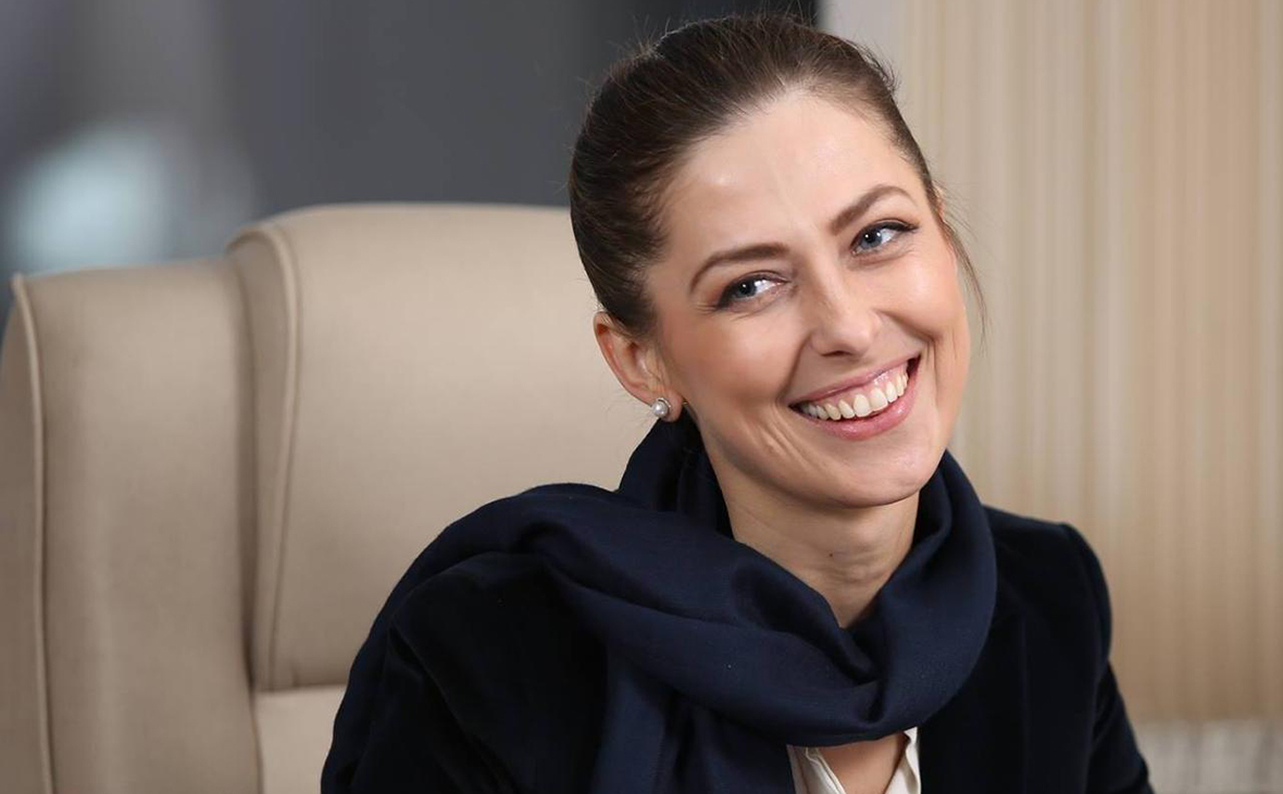 Неизвестные разместили муляж следящего устройства на интернет-кабеле журналистки Юлии Юзик