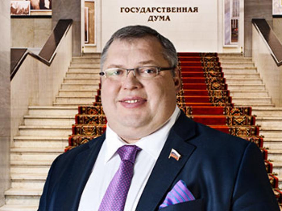 Жители Бурятии требуют: "Руки прочь от Байкала"