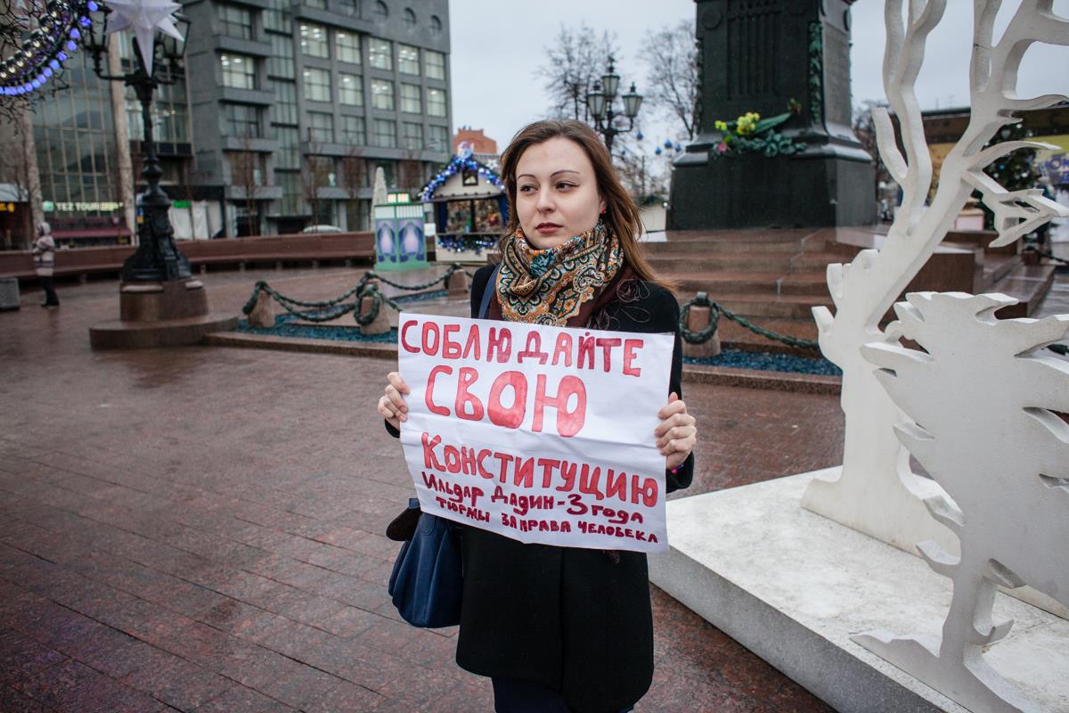 ФСИН препятствует свиданиям Дадина с супругой