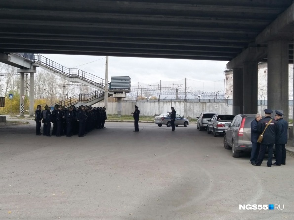 Задержаны матери бунтовавших в омской колонии ИК-6 заключенных