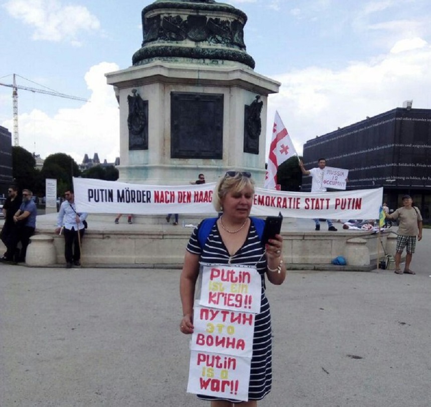 "Франция предоставляет убежище борцам за свободу и отказывает в нем тиранам"