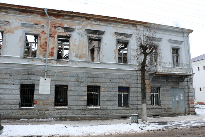 В Новой Ладоге годовщину снятия блокады встретил в руинах дом-памятник обороне Ленинграда