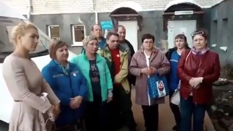 "Мы уволимся всем коллективом", - заявили бастующие медики скорой помощи