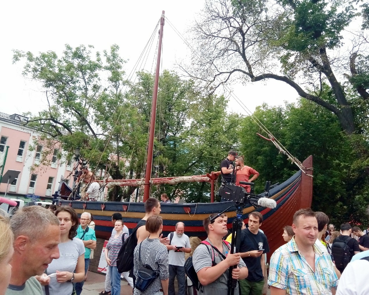 День Независимости в Москве - автозаки, задержания, аресты