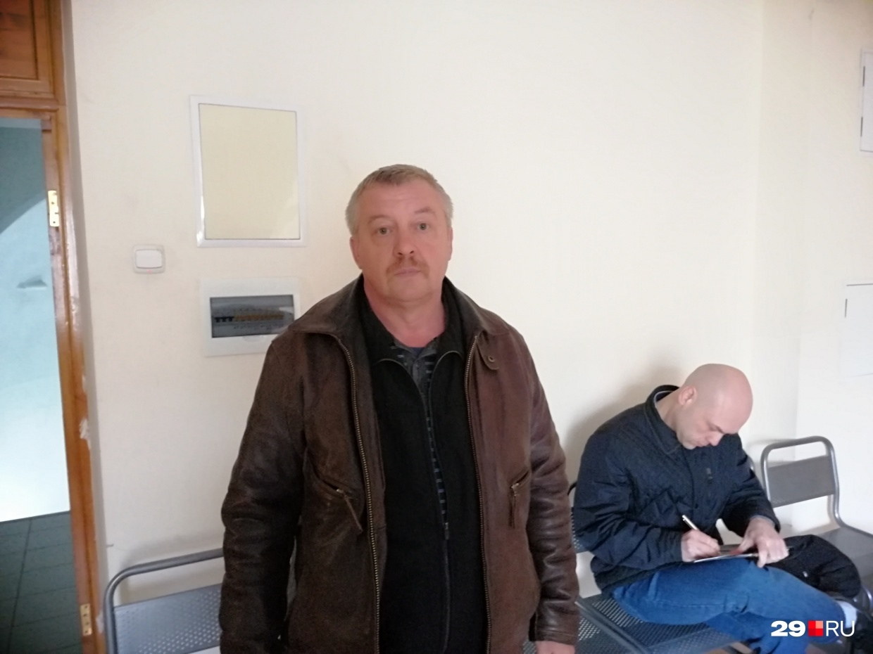 Суд продлил меры пресечения активистам Шиеса