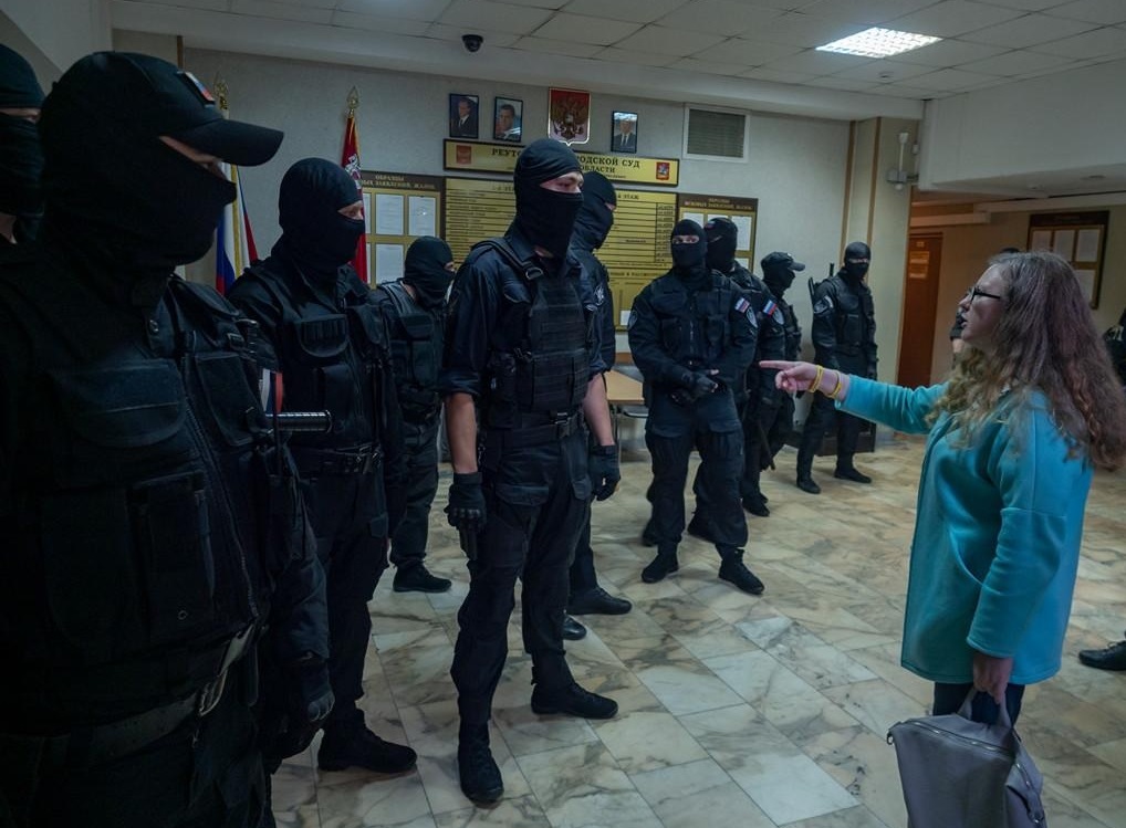 Товарищей активиста Куракина, избитых в суде, могут посадить на 15 суток