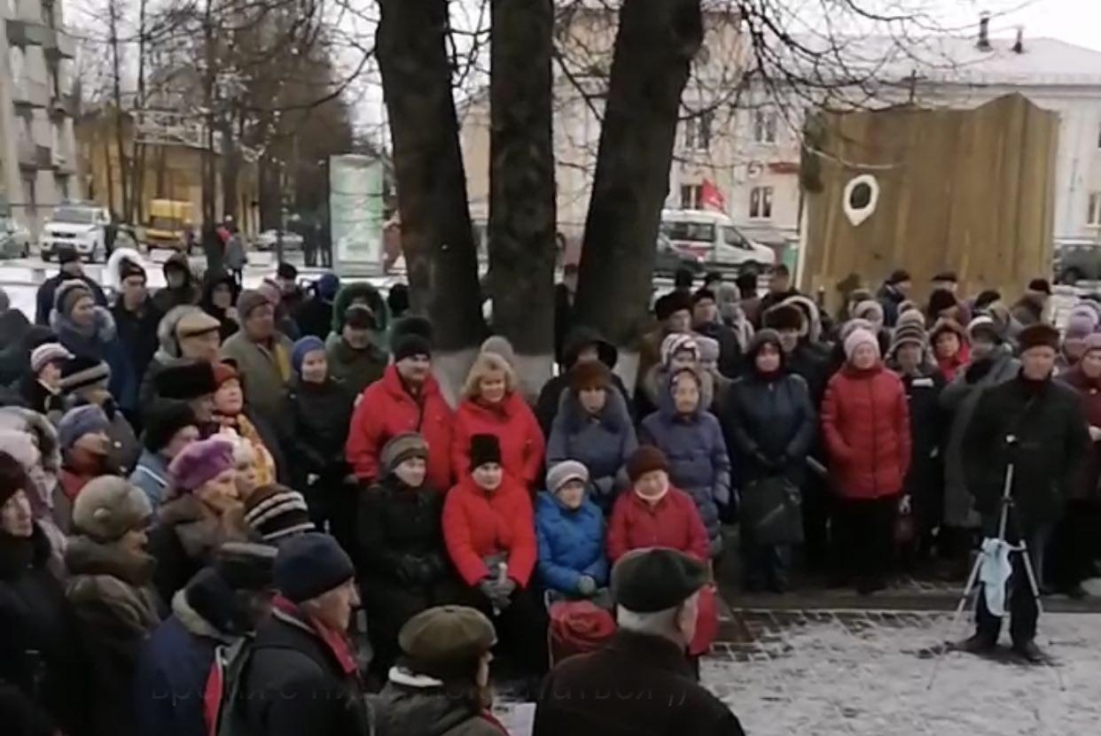 В Ленобласти выступили против "мусорной мафии" и губернатора