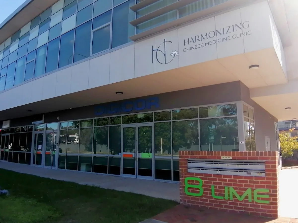 Harmonizing Chinese Medicine Clinic - Photo 3