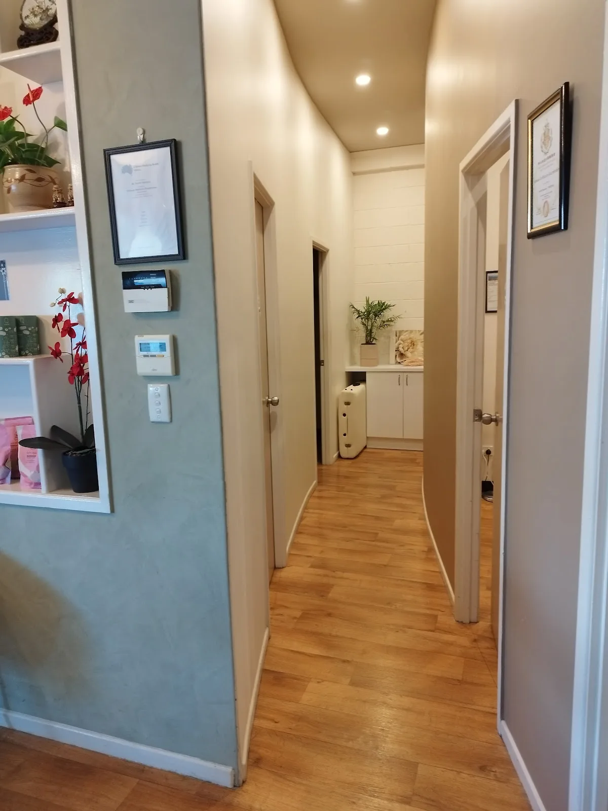 Second Spring Acupuncture, Chinese Medicine and Wellness Centre - Photo 5