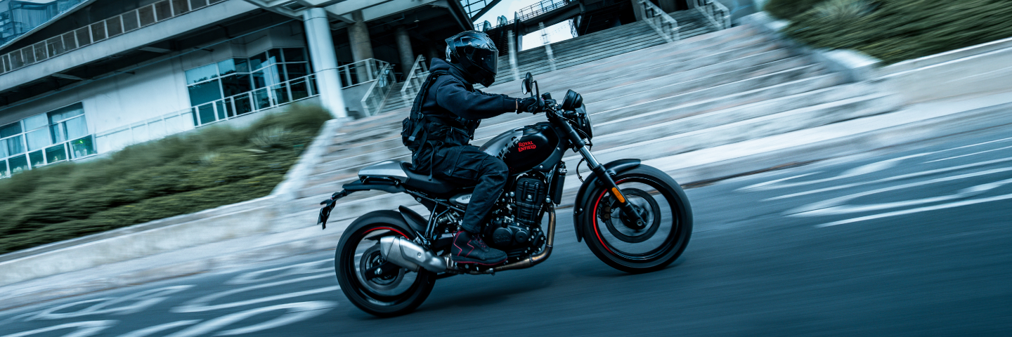 Built to thrill, not just commute—test ride the Guerrilla 450 at Rebel Motoverse in Ahmedabad