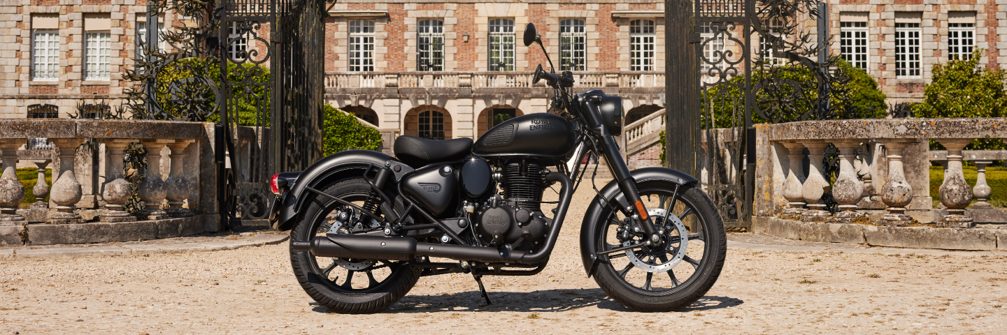 The old world charm of Lucknow comes alive on a Classic 350, experience at PR Riders Royal Enfield dealership