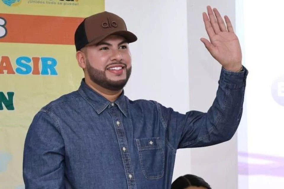 Ataque a servidor público municipal tras visita a inmueble oficial en Sinaloa.