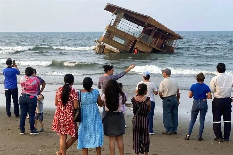 ‘El Atracadero’ llega a Coatzacoalcos
