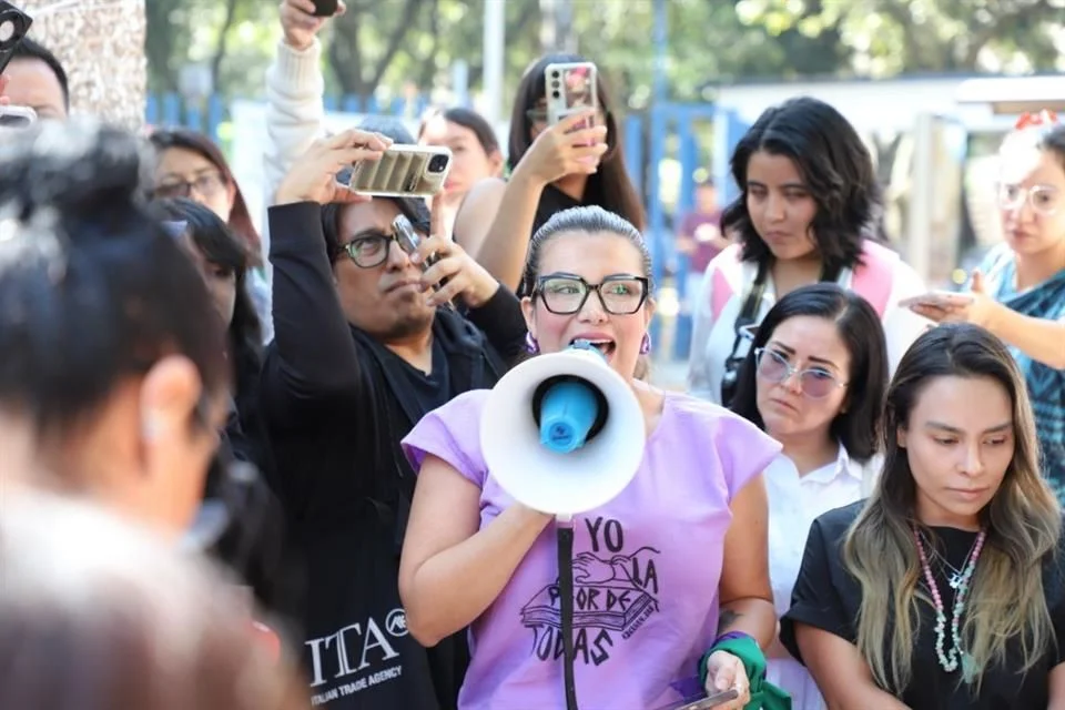 Exclusión de Taibo de cita poética