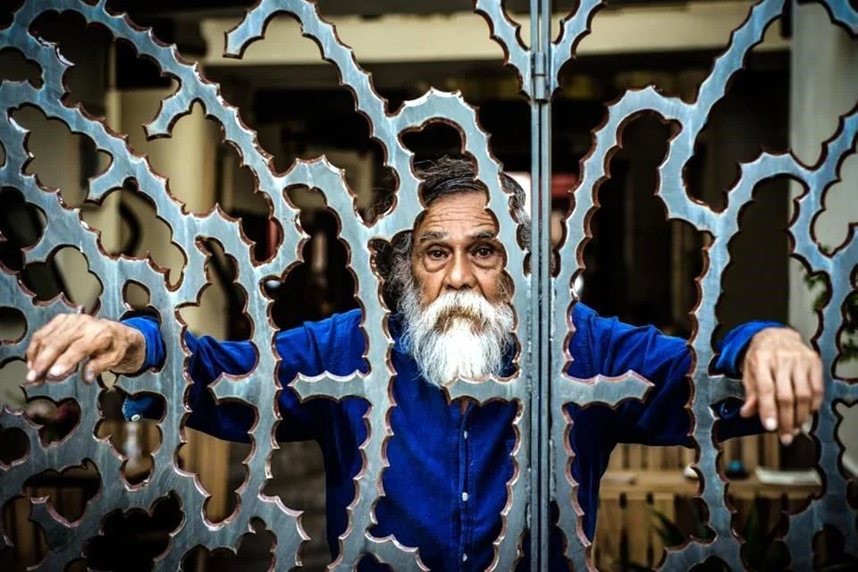 Toledo: Un Legado de Arte en Rejas, Suelos y Estatuas