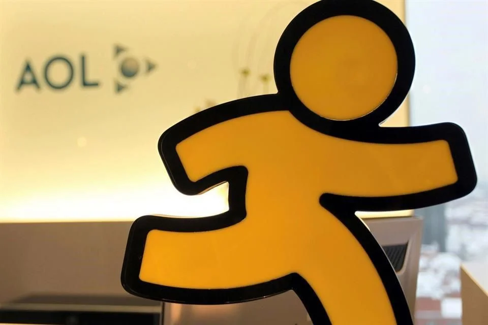 Bending Spoons compra AOL por 2.800 millones de dólares.