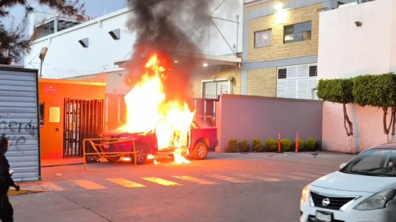 Jóvenes presuntamente implicados en daños a locales comerciales de Morelia.