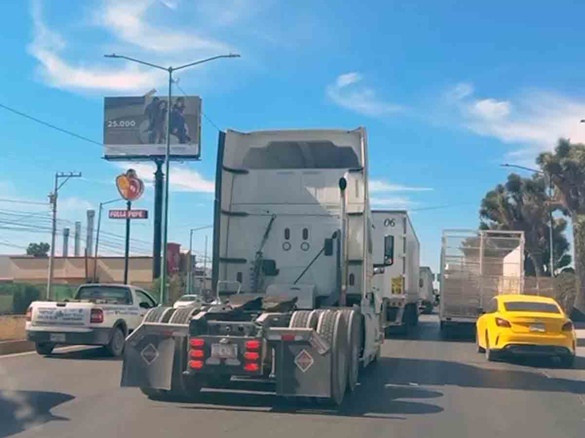 Transportistas exigen eliminar sanciones y planean paro.