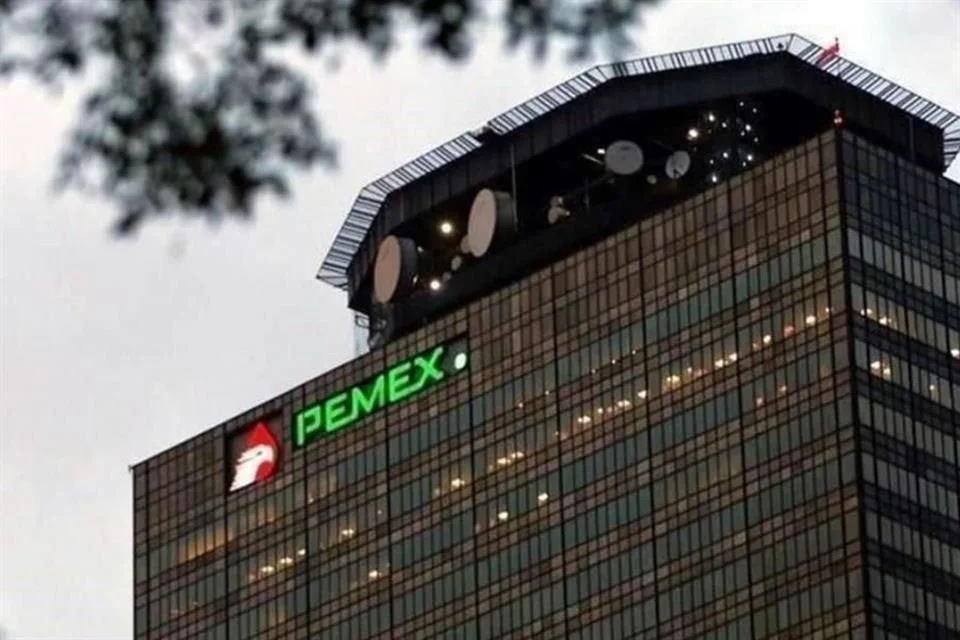 PEMEX: El agujero negro financiero que la 4T ha llenado de fondos.