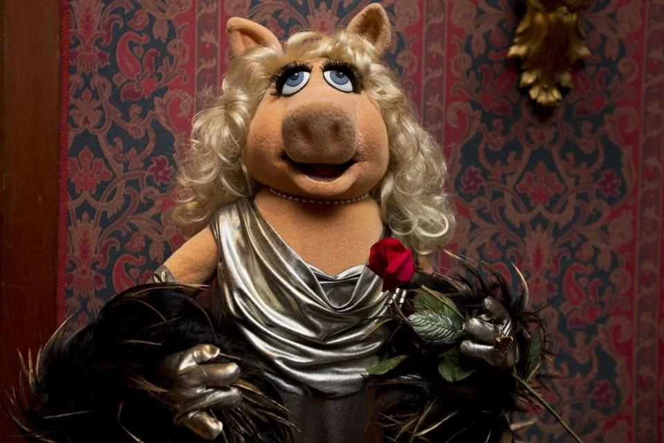 Jennifer Lawrence y Emma Stone producen película de Miss Piggy.