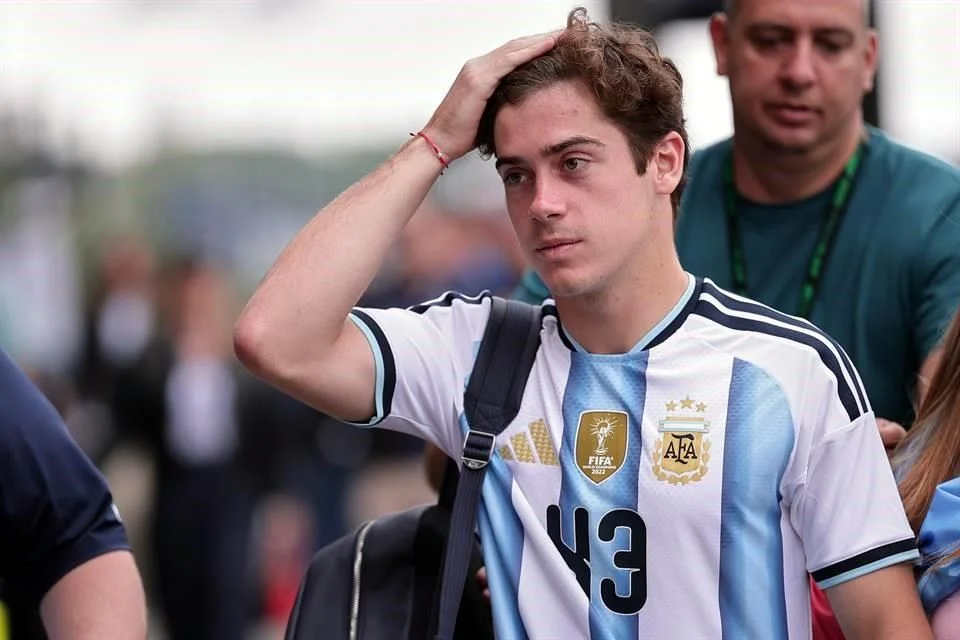 Colapinto: Su Talento Brillante en Alpine y su Apoyo Económico