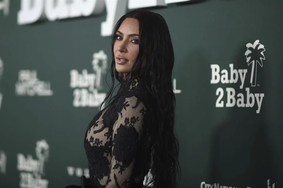 Obsequio de O.J. Simpson a Kim Kardashian supera los 80 mil dólares.