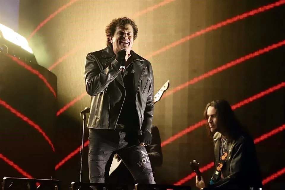 Colaboración estelar: Wisin, Carlos Vives y Myke Towers desatan su ritmo en el Flow Fest.