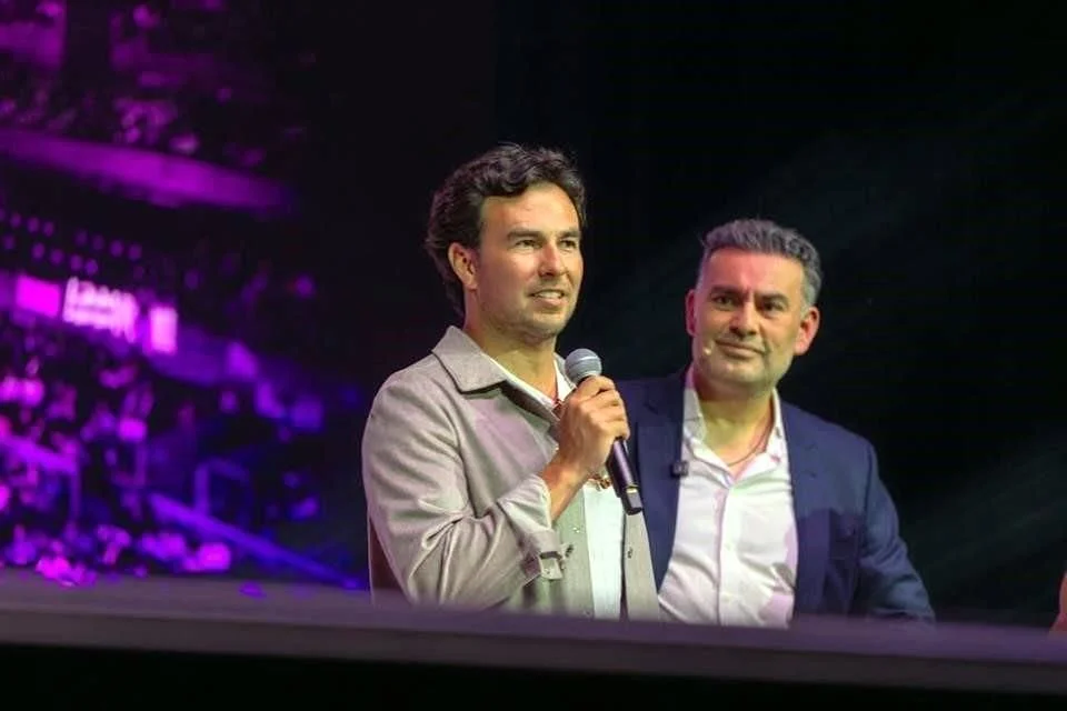 Checo se despide de Red Bull.