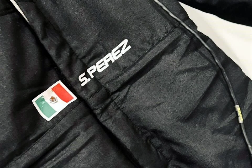 Checo Pérez se consolida en pruebas con Cadillac.