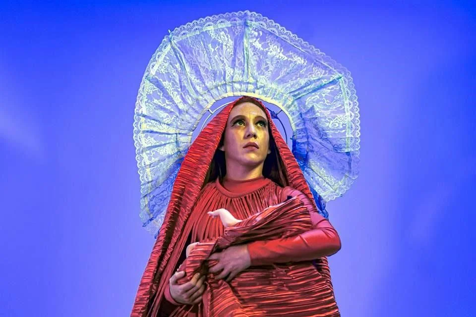 Sanación del vínculo materno a través de la expresión artística.