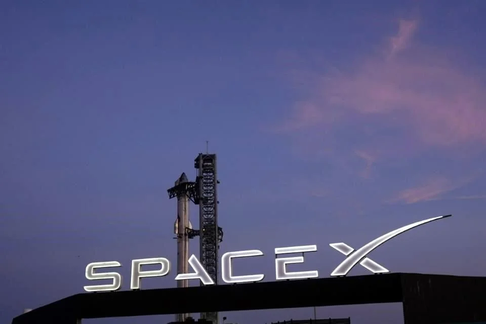 Morgan Stanley lidera la banca para la esperada OPV de SpaceX.