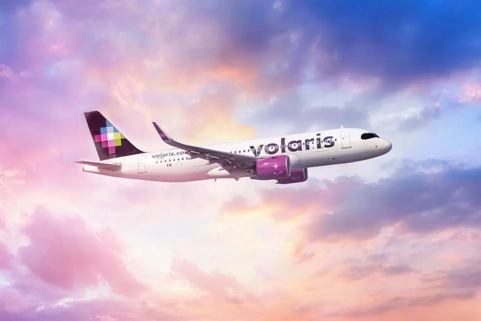 *   Volaris y Viva forman grupo aéreo consolidado.
*   Nueva sociedad controladora para Volaris y Viva.
*   Fusión de Volaris y Viva en un holding aéreo.
*   Grupo aeronáutico unificado: Volaris y Viva.
*   Volaris y Viva se unen bajo una misma empresa matriz.