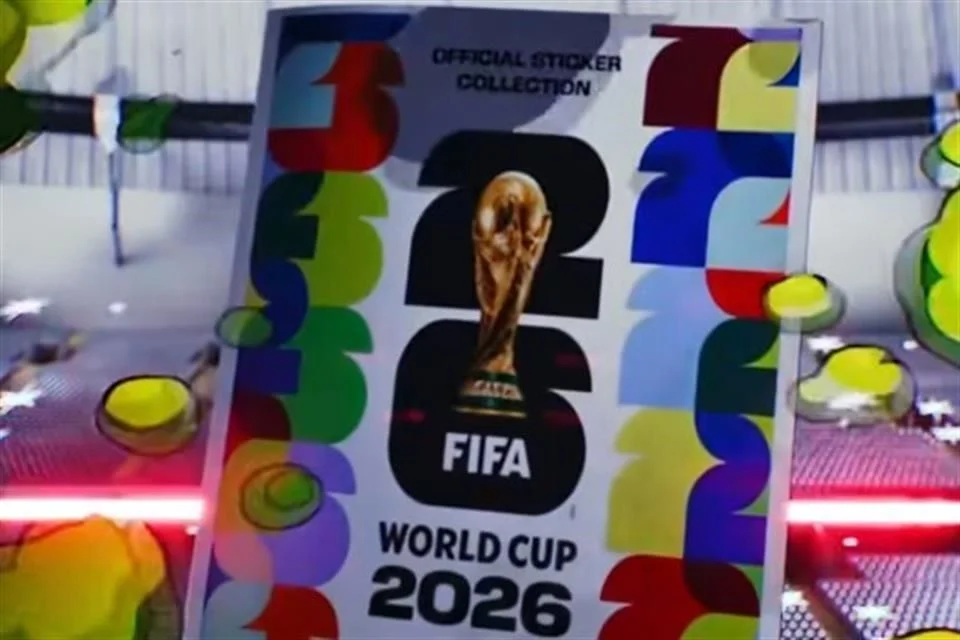 Presentan la portada oficial del álbum de la Copa Mundial para la edición de EE.UU. y Canadá.