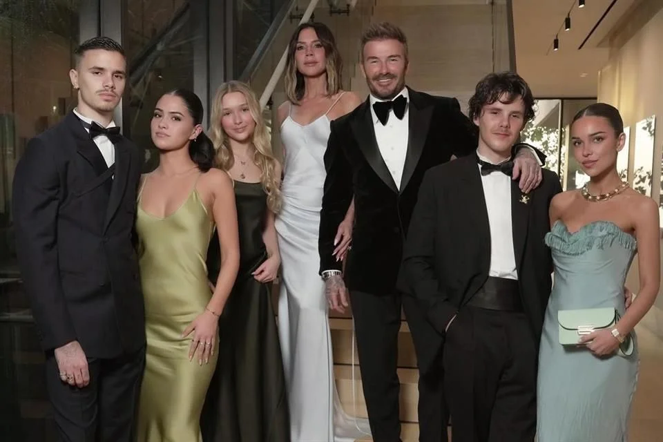 El abismo entre los Beckham y Brooklyn se agranda.