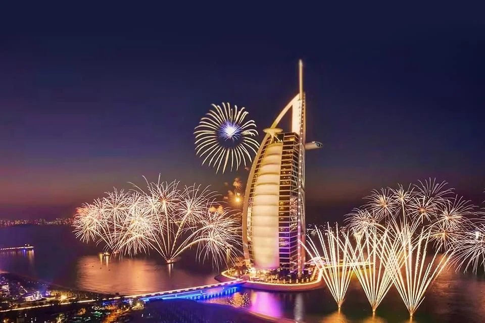 Destinos icónicos para una despedida de año deslumbrante