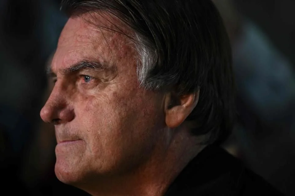 Bolsonaro será sometido a un chequeo médico por hipo.