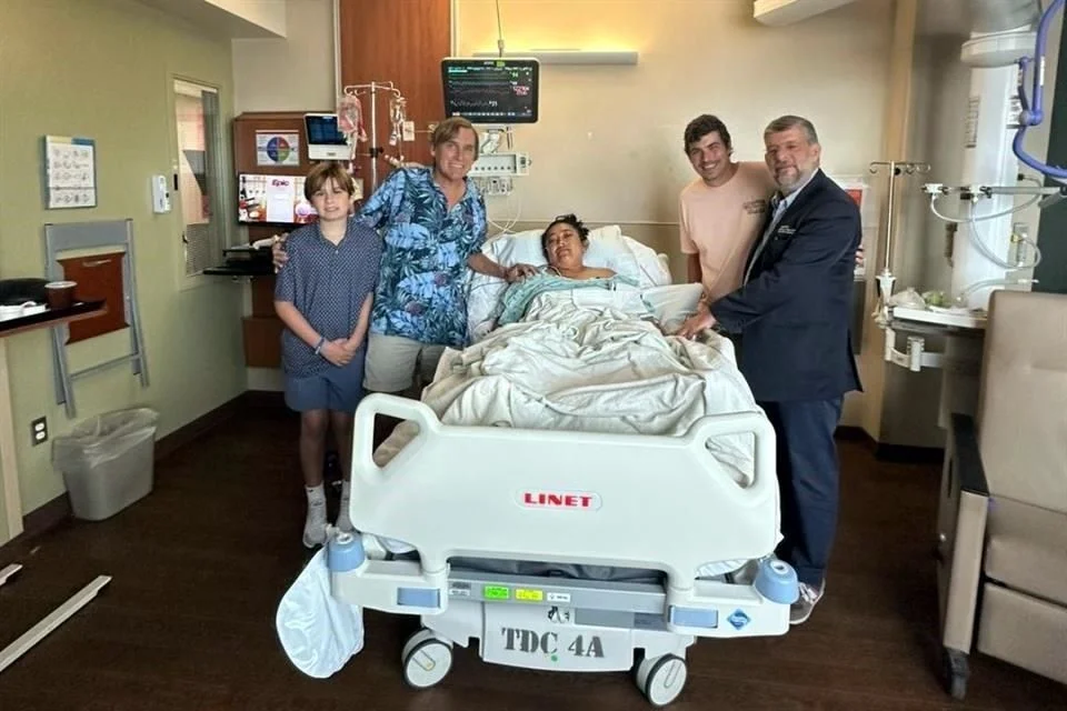 Recuperación favorable de progenitora de fallecido en siniestro aéreo en territorio estadounidense.