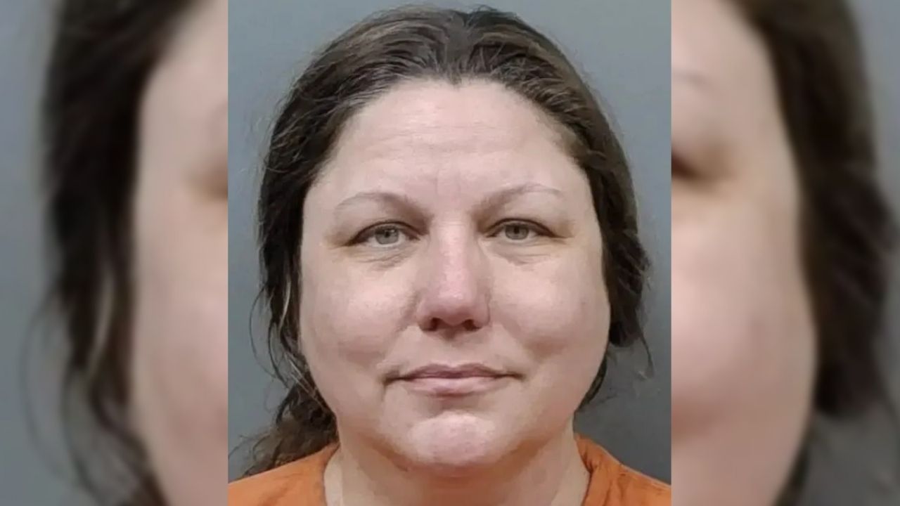 En un lapso menor a 24 horas, una mujer elimina a sus dos exesposos.