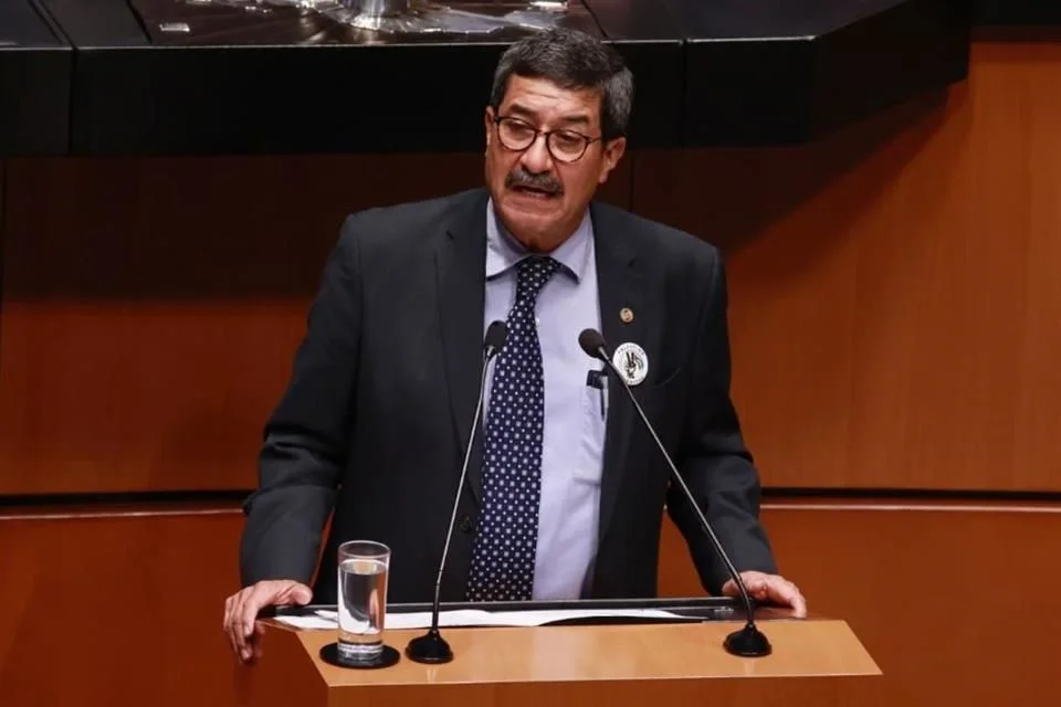 Pacto de Corral logra que FGR investigue acusación de malversación.