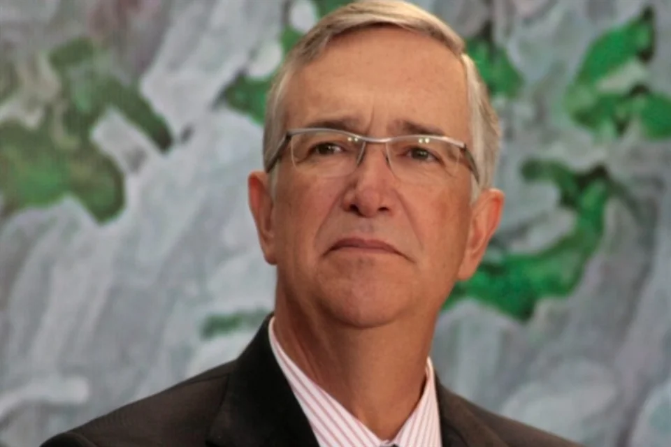 ¿Es justo que Salinas pague 51 mil millones de pesos al SAT?