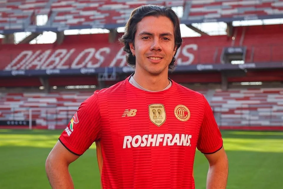 Toluca ficha a Sebastián Córdova para reforzar su defensa del campeonato.