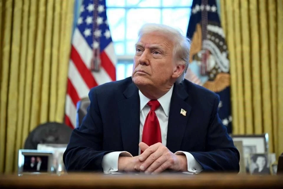 Washington sanciona a Venezuela y pone trabas a China.