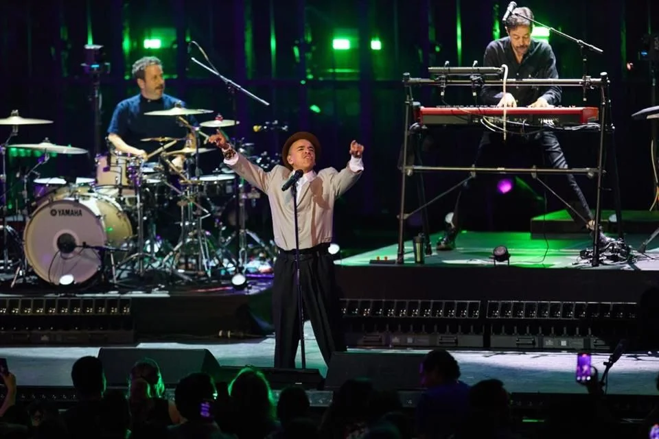 Café Tacvba pide a sellos discográficos retirar su música de Spotify.