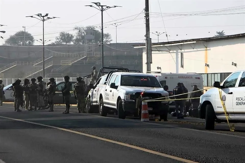 Devastador suceso en Michoacán: Incendio de comercios y descubrimiento de cuatro personas descuartizadas.