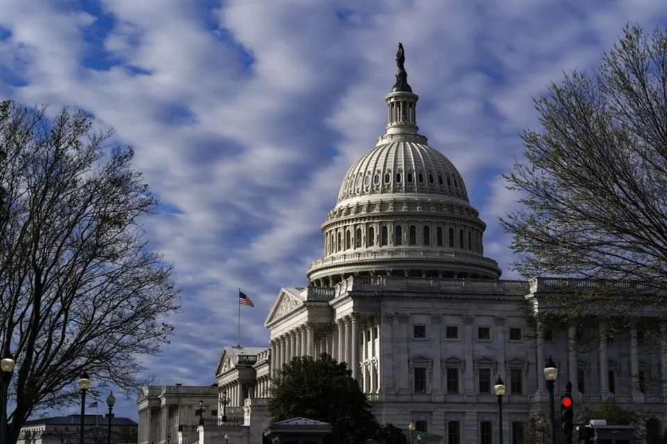Aumento de subsidios para atención médica.