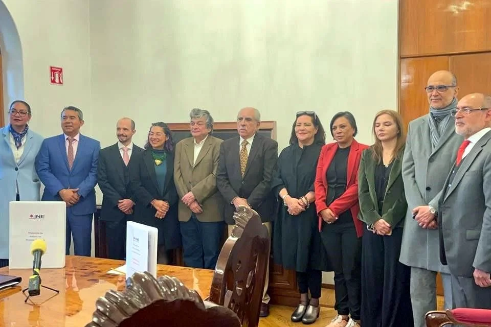 Rechazan la petición de autonomía y presupuesto del INE.