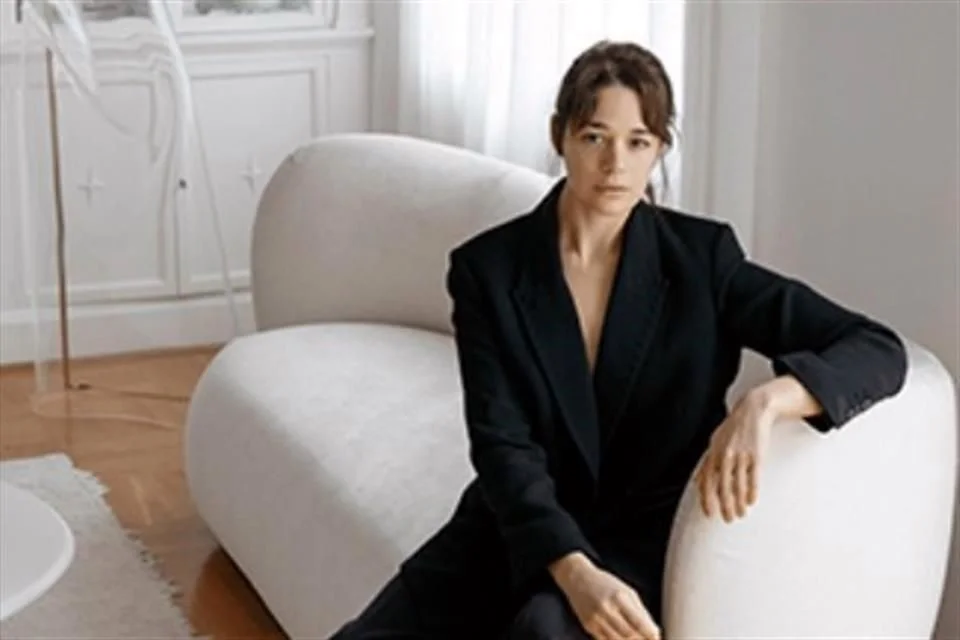 Katty Schiebeck: Reconocimiento a la Excelencia en Diseño