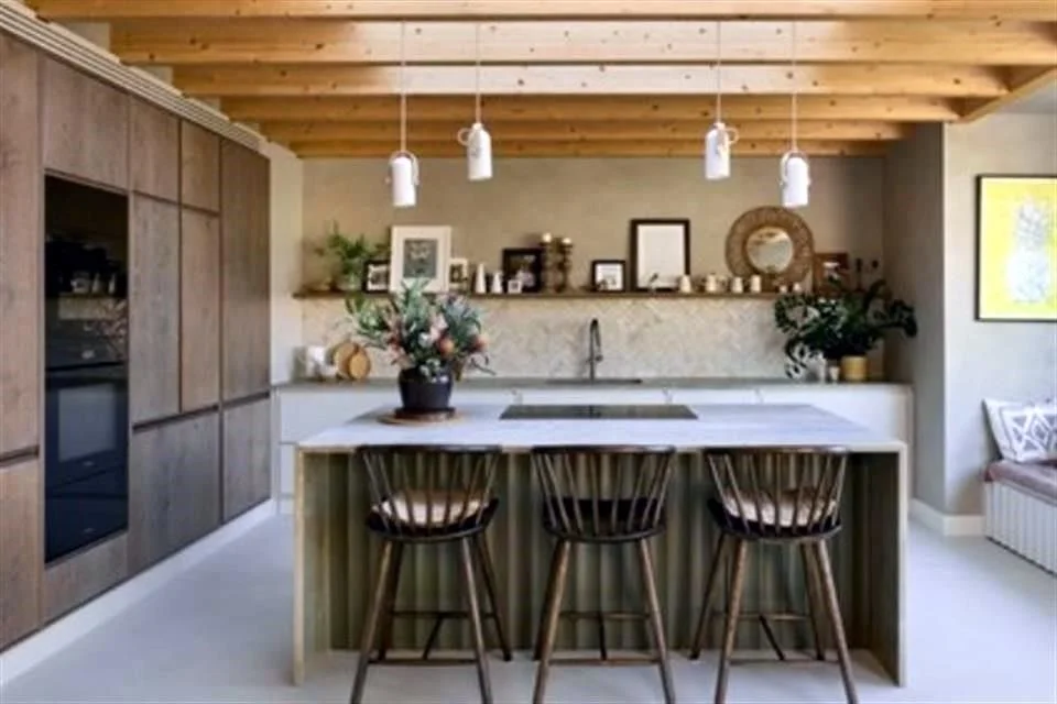 Estilos y materiales de vanguardia para cocinas contemporáneas.